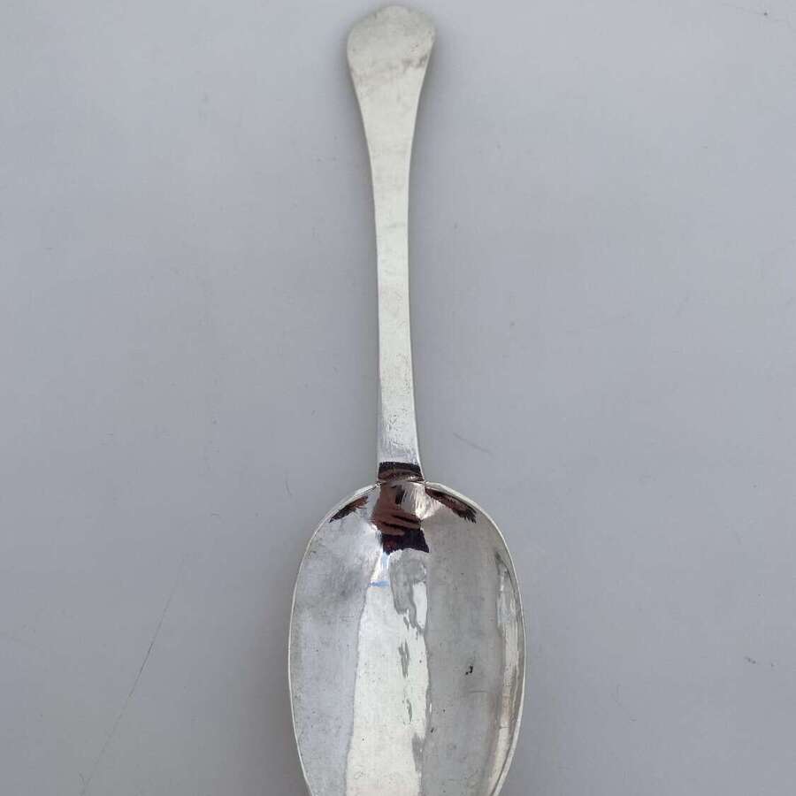 A William III silver trifid spoon, London 1700 by Isaac Davenport.
