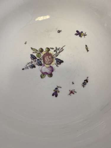 A Meissen ogee sided bowl, circa 1750.