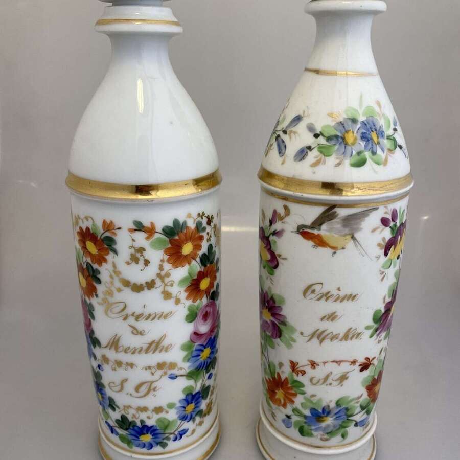 Liqueur decanter for Cr&egrave;me de Moka.